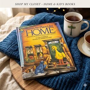 VTG Sesame Street "There's No Place Like Home" Hardcover Book